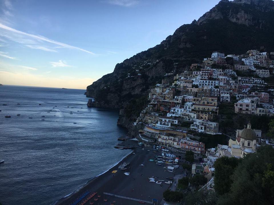 Villa Mareluna - Sea View And Garden Salerno Buitenkant foto